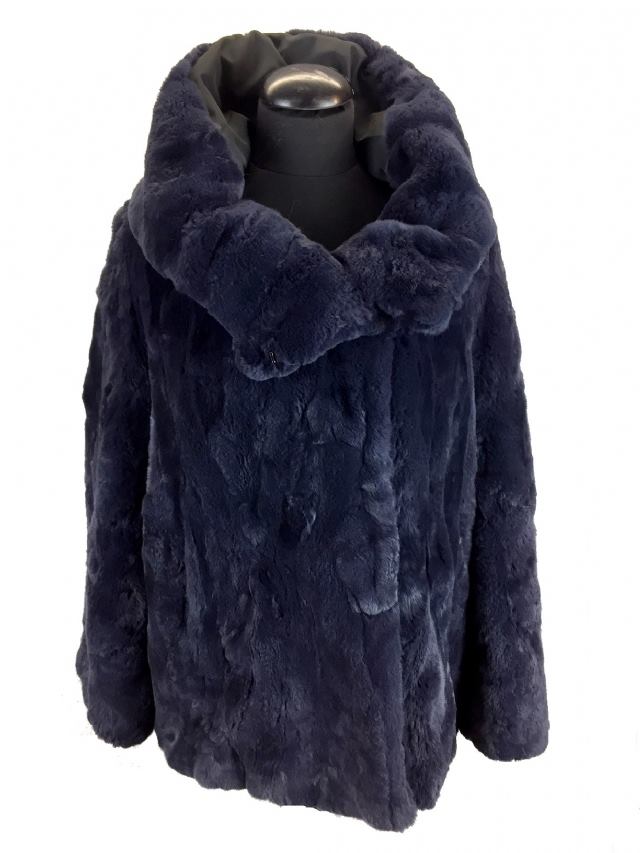 0. Tavus Milano fur vest photo